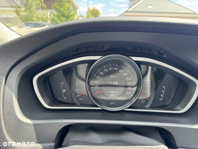 Volvo V40 T4 Drive-E Momentum - 18