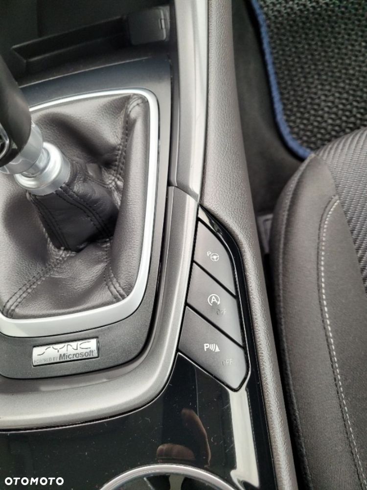 Ford Mondeo 2.0 TDCi Titanium - 22