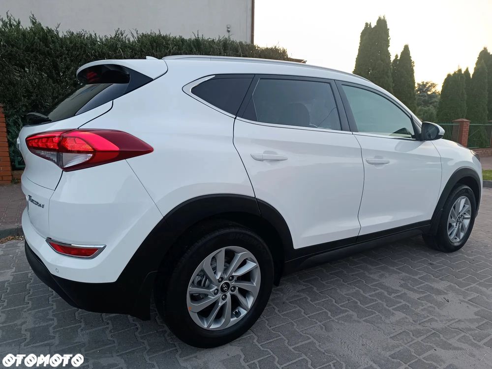 Hyundai Tucson 1.7 CRDI BlueDrive Comfort 2WD - 31