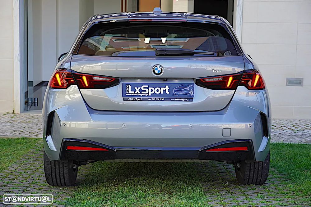 BMW 116 Standard - 13