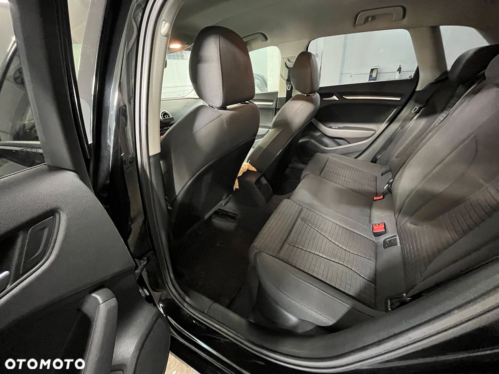 Audi A3 Sportback 2.0 TDI - 7