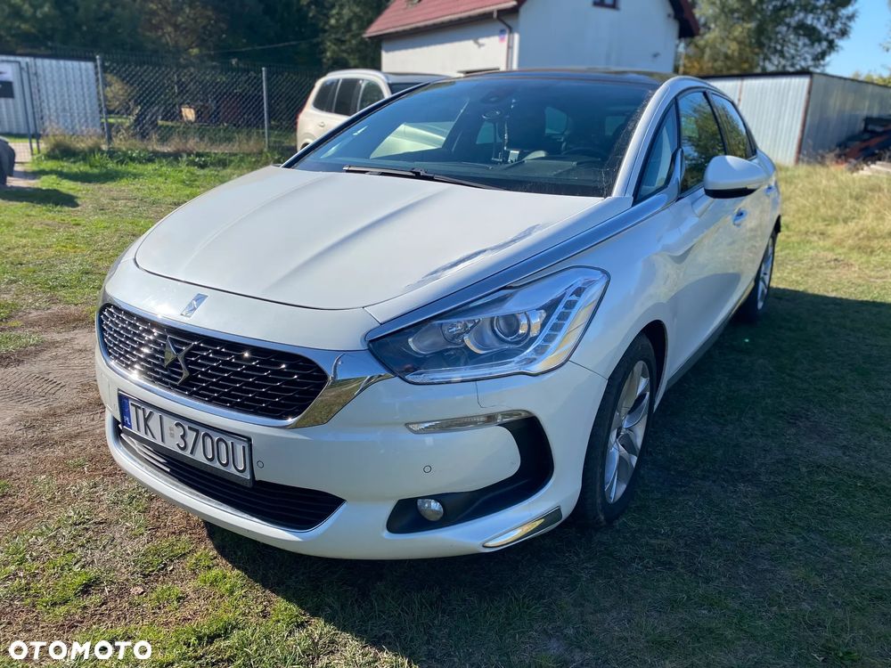 DS Automobiles Ds 5