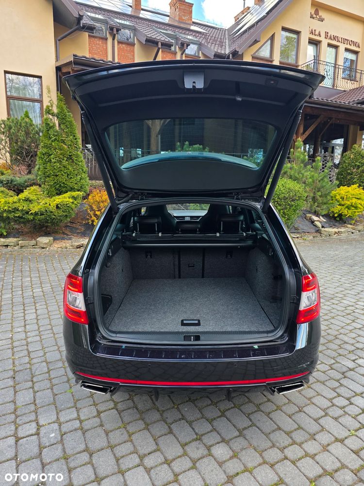 Skoda Octavia 2.0 TSI (Green tec) DSG RS - 21