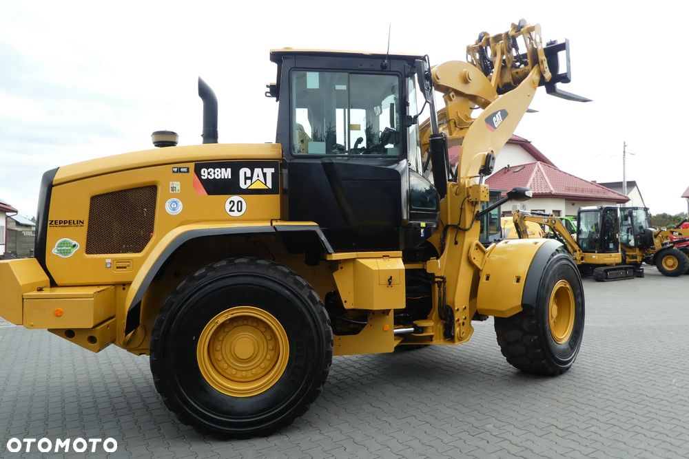 Caterpillar 938 M Z NIEMIEC ŁYZKA WIDŁY - 25