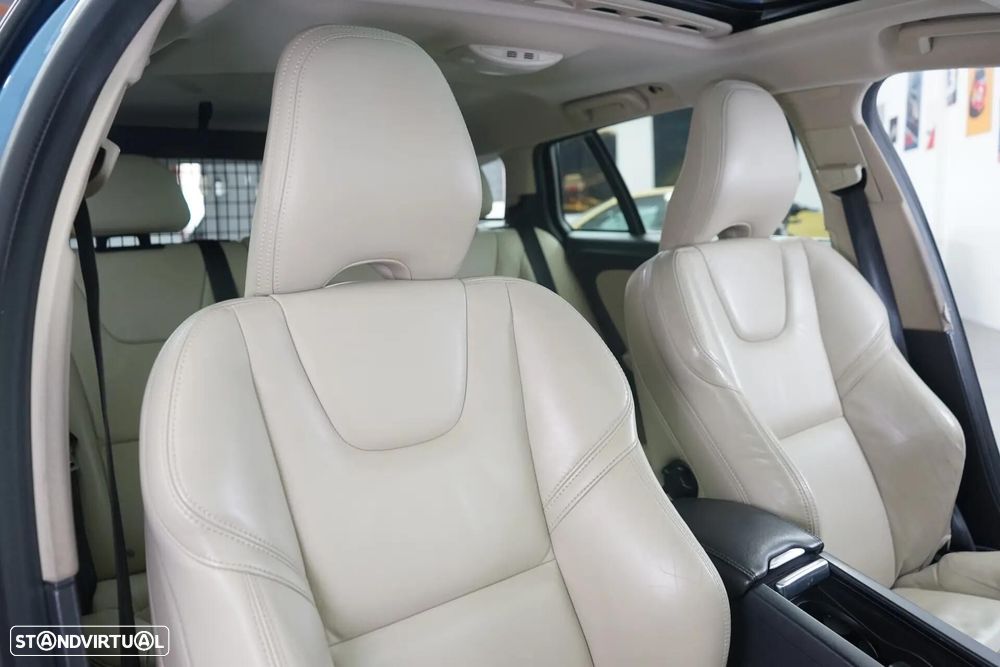 Volvo V60 2.4 D6 Summum AWD Phev - 37