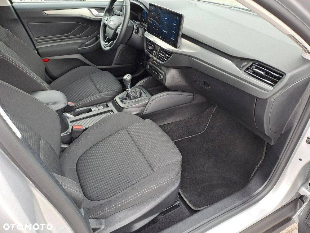 Ford Focus 1.0 EcoBoost mHEV Titanium X - 13