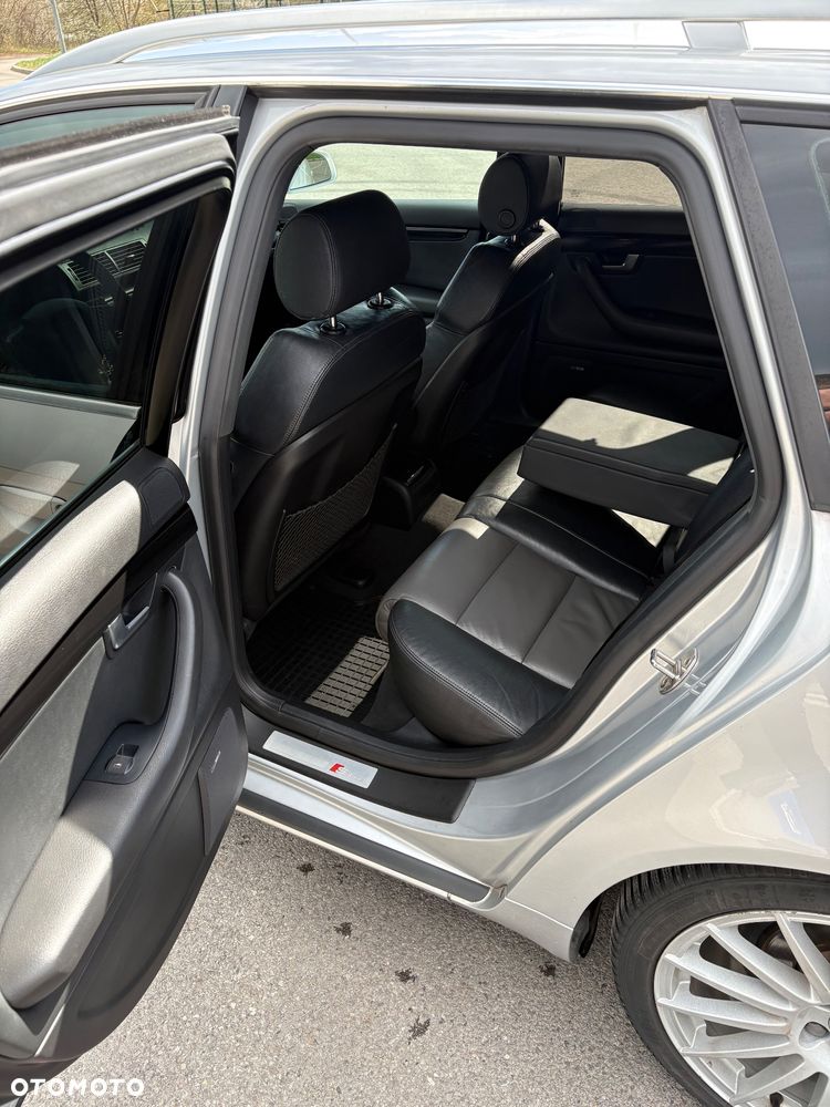 Audi A4 Avant - 14