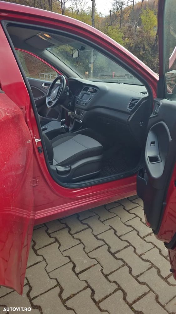 Hyundai i20 ver-1-2-l-84cp-5dr-comfort - 5