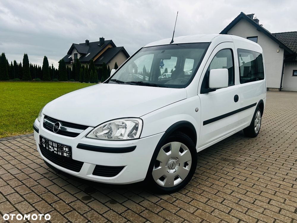 Opel Combo Tour Enjoy - 1