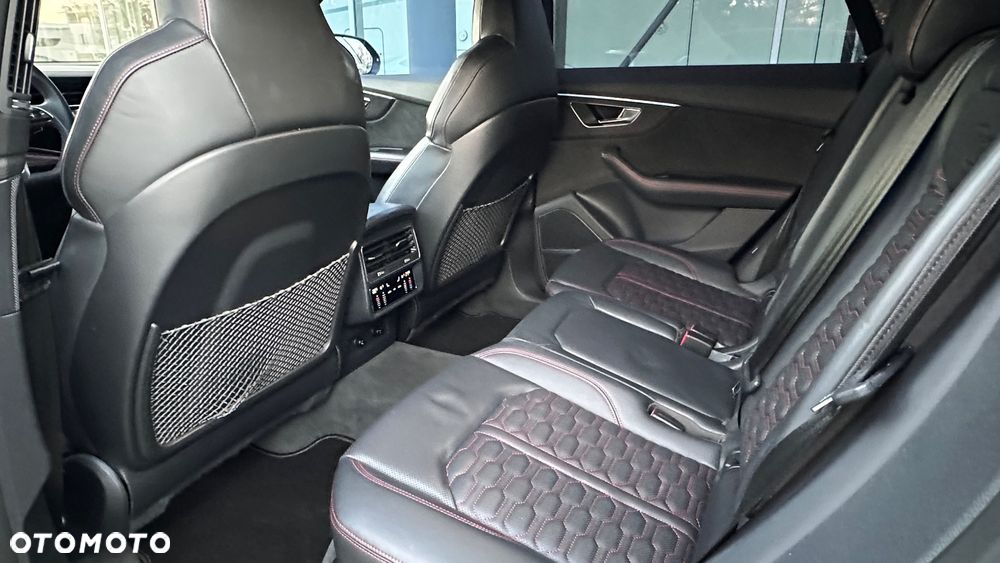 Audi RS Q8 - 28