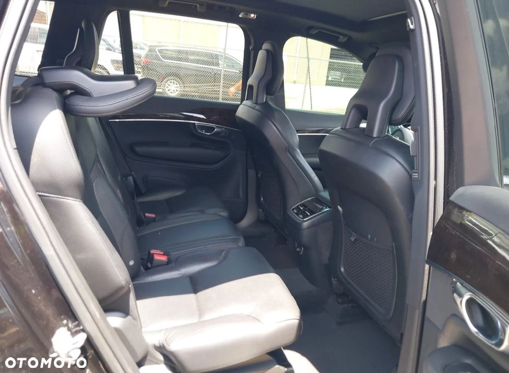 Volvo XC 90 T6 AWD Geartronic Momentum - 11
