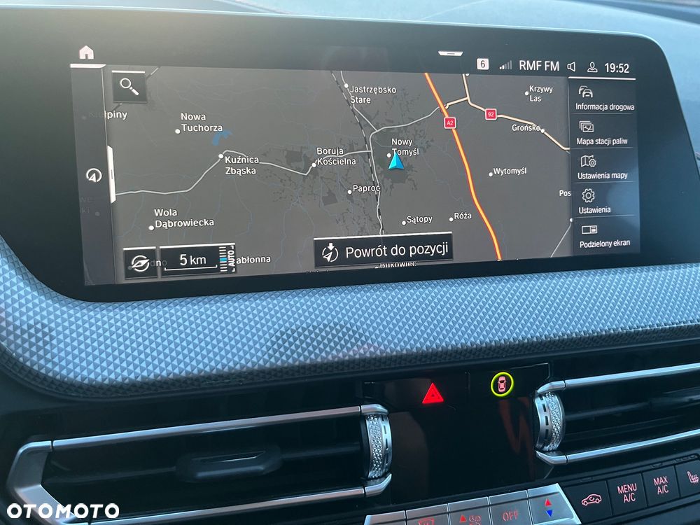 BMW Seria 1 118i Sport Line Shadow - 23