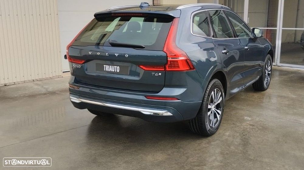 Volvo XC 60 2.0 T6 PHEV Core AWD - 5