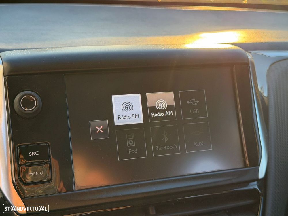 Peugeot 2008 1.2 PureTech Active - 15