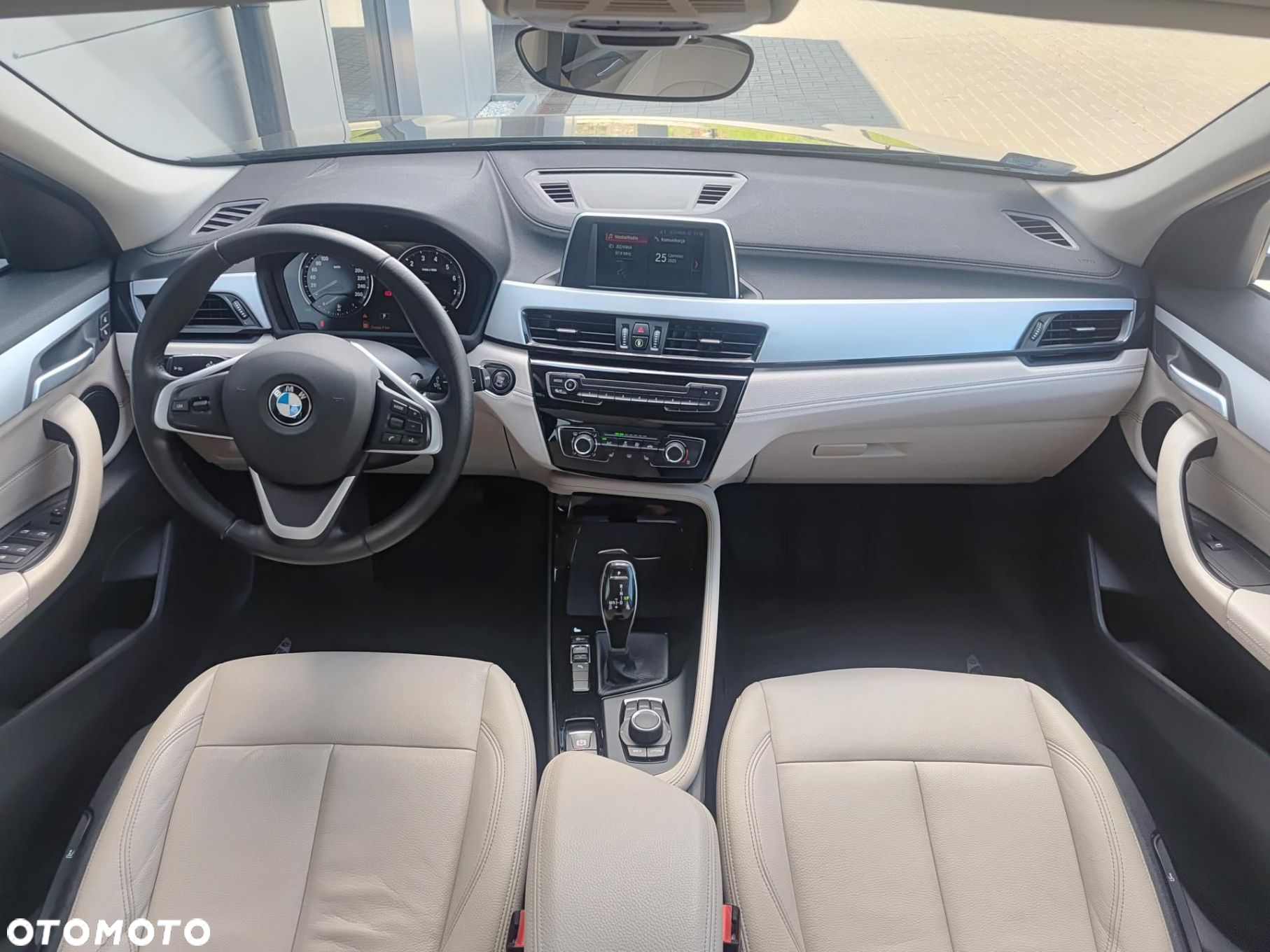 BMW X2 sDrive18i Advantage - 24