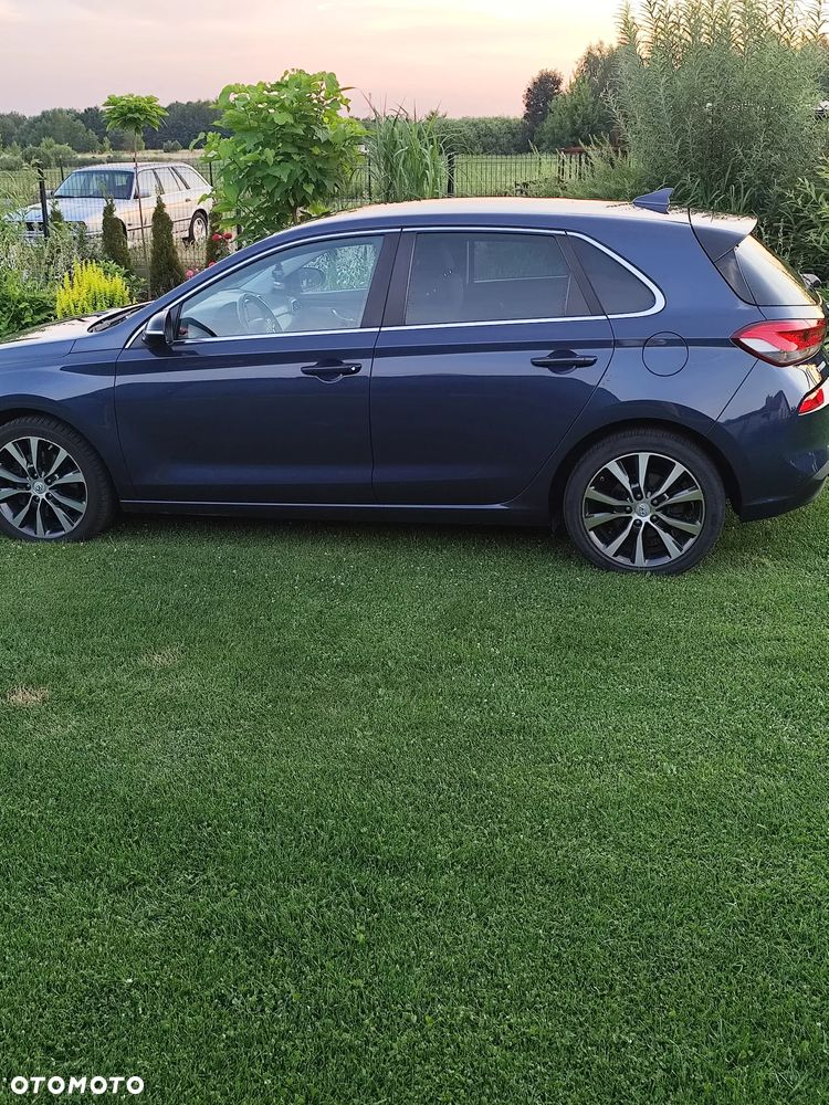 Hyundai i30 1.0 T-GDI Classic + - 6