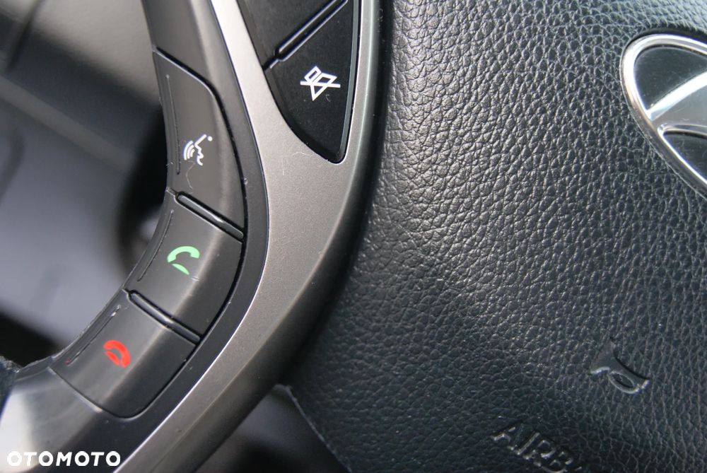 Hyundai i30 1.6 Fifa World Cup Edition - 23