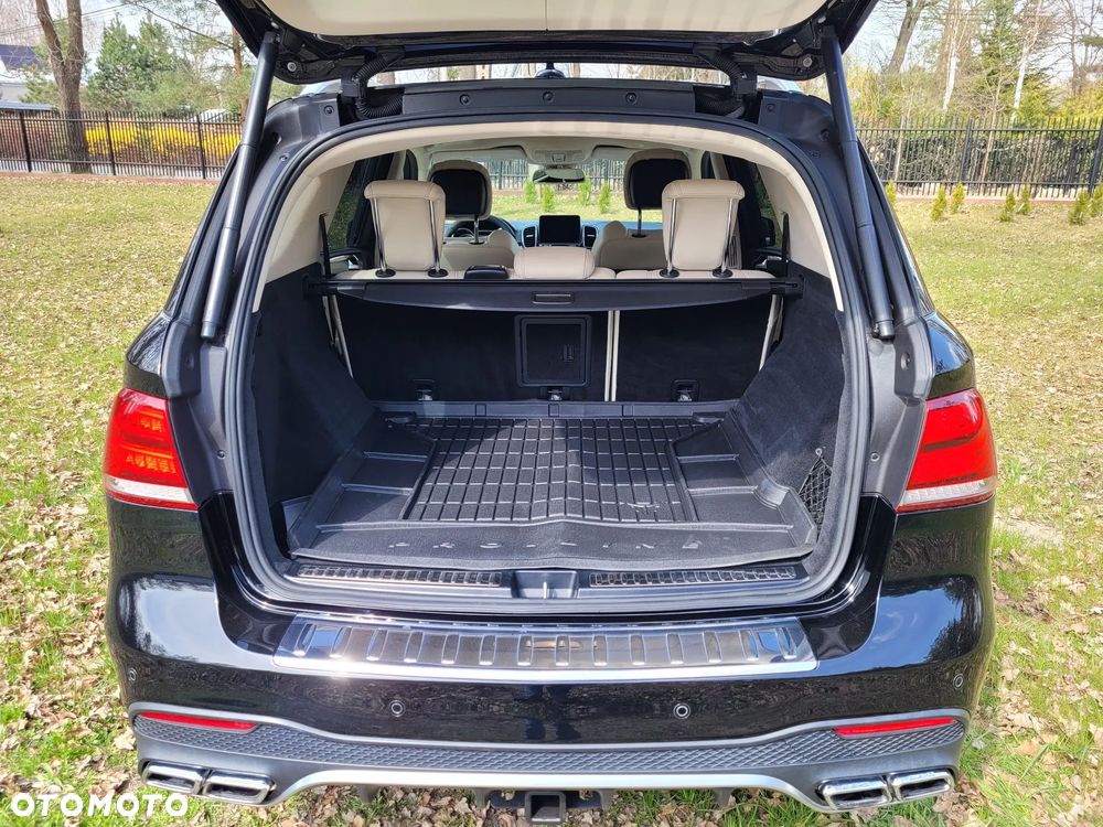 Mercedes-Benz GLE - 18