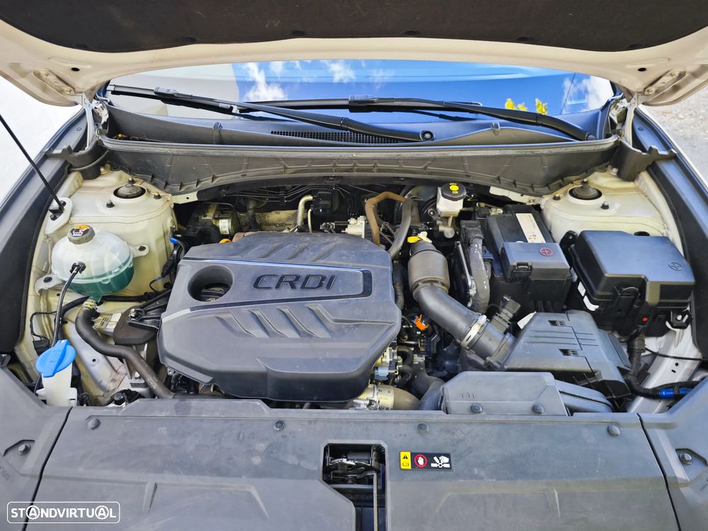 Hyundai Tucson 1.6 CRDi Vanguard DCT - 29