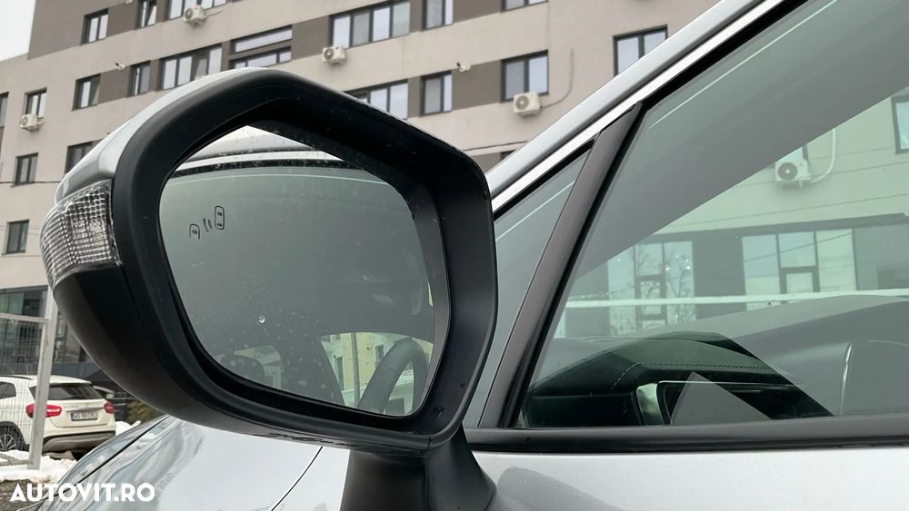 Toyota Corolla 2.0 HSD Exclusive - 33