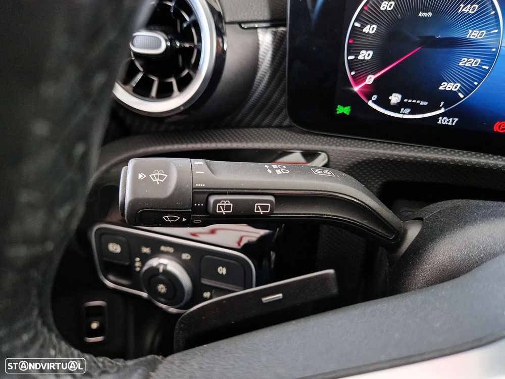 Mercedes-Benz A 250 e - 23