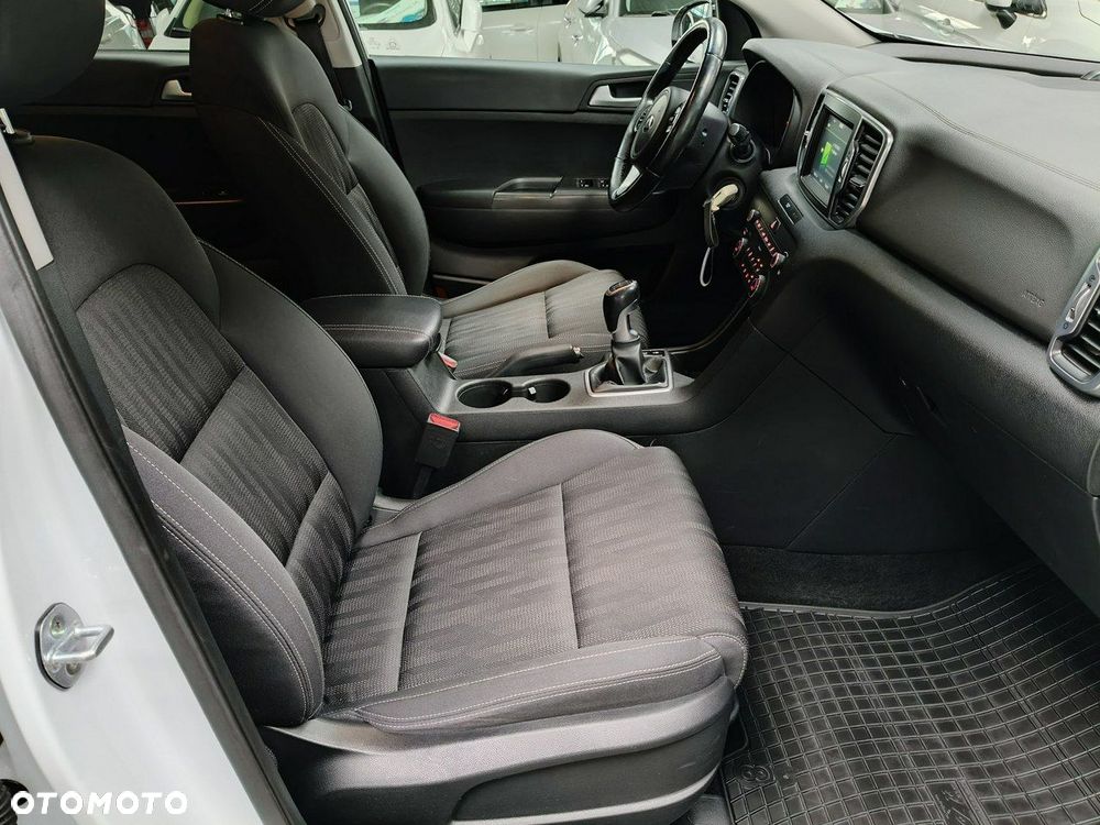 Kia Sportage - 14