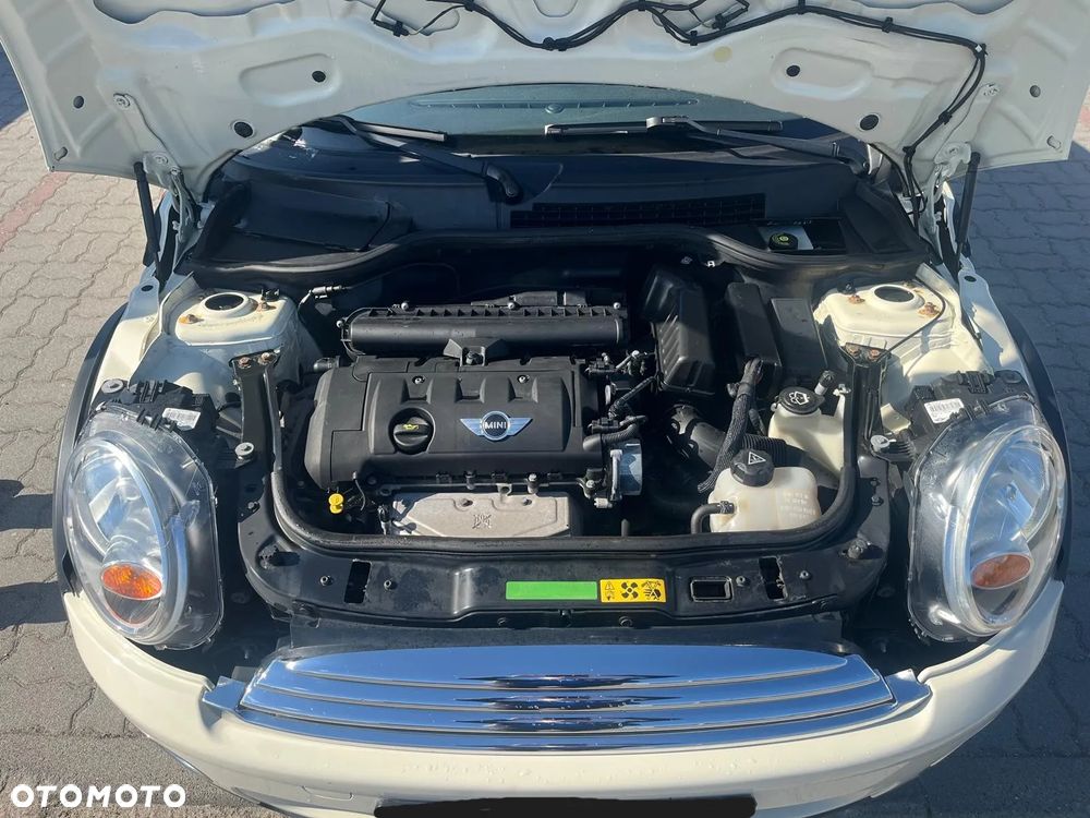 MINI Cooper Standard - 10