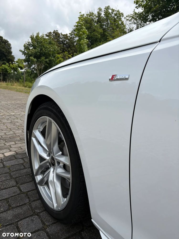 Audi A4 Limousine 45 TFSI quattro S tronic S line - 7