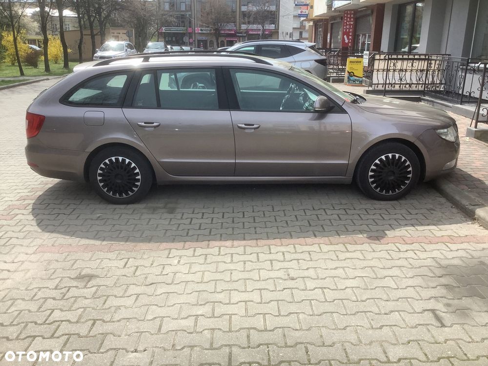 Skoda Superb 1.6 TDI Comfort - 5