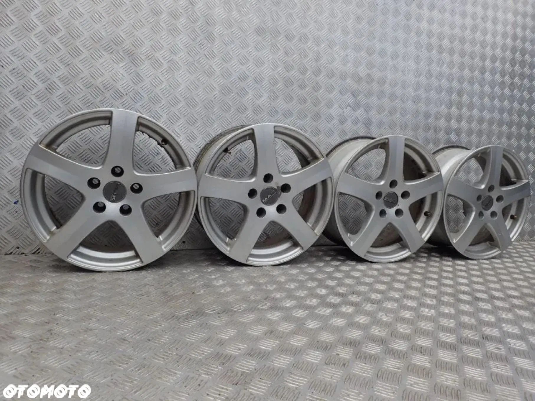 FELGI ALUMINIOWE KIA CEED HYUNDAI I30 5X114,3 7JX16 ET39 RADOM - 1