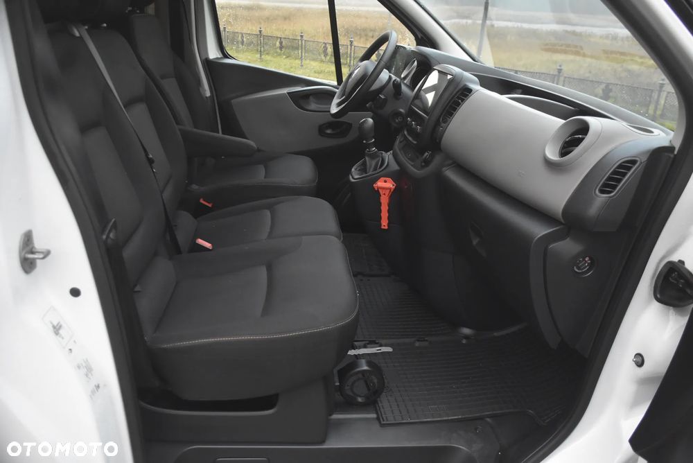 Renault Trafic - 10