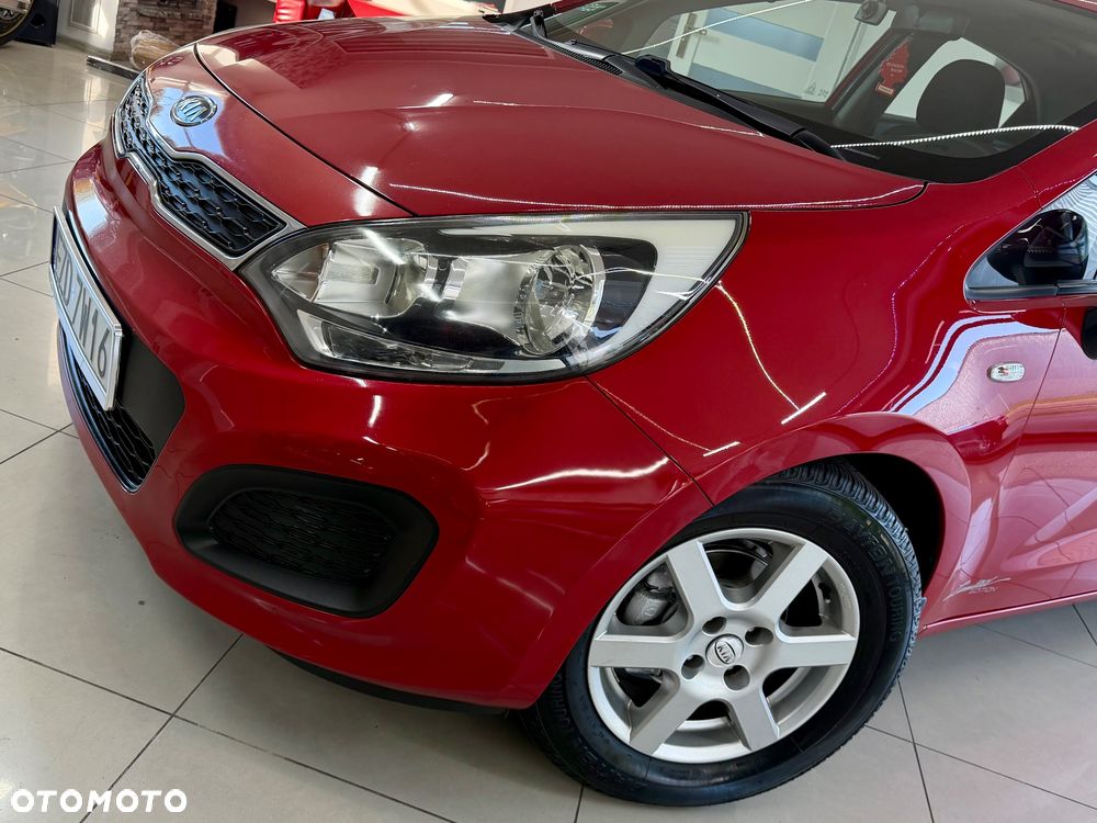 Kia Rio 1.2 L - 32