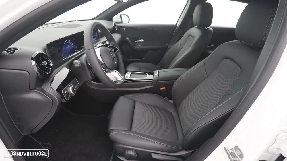 Mercedes-Benz A 250 e - 15