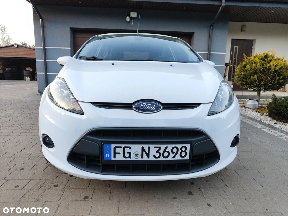 Ford Fiesta 1.25 Champions Edition - 34