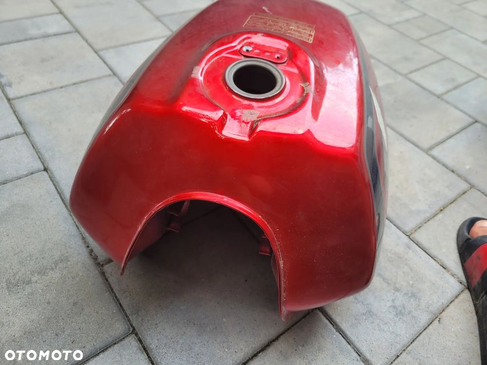 Bak, zbiornik paliwa Honda VT 500E - 11