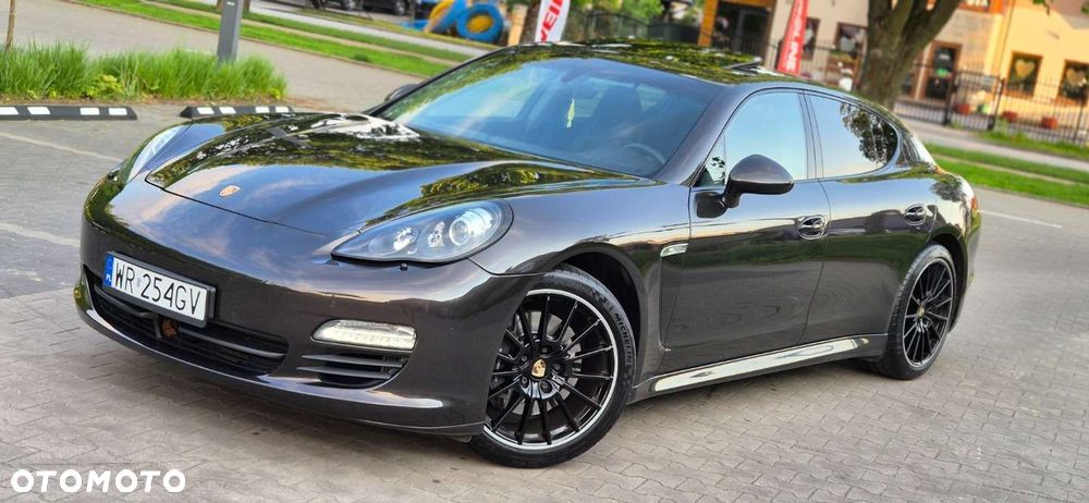 Porsche Panamera Diesel Platinum Edition - 36
