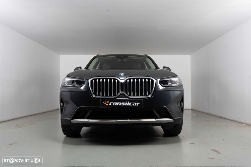 BMW X3 30 e xDrive Line Luxury - 4