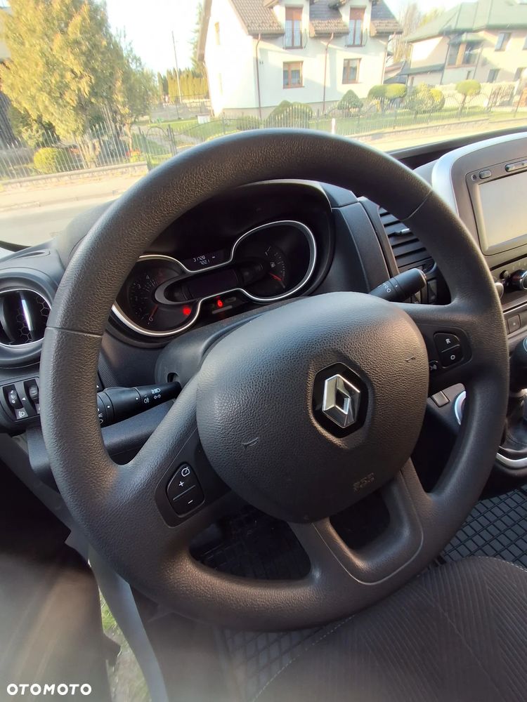 Renault Trafic - 24