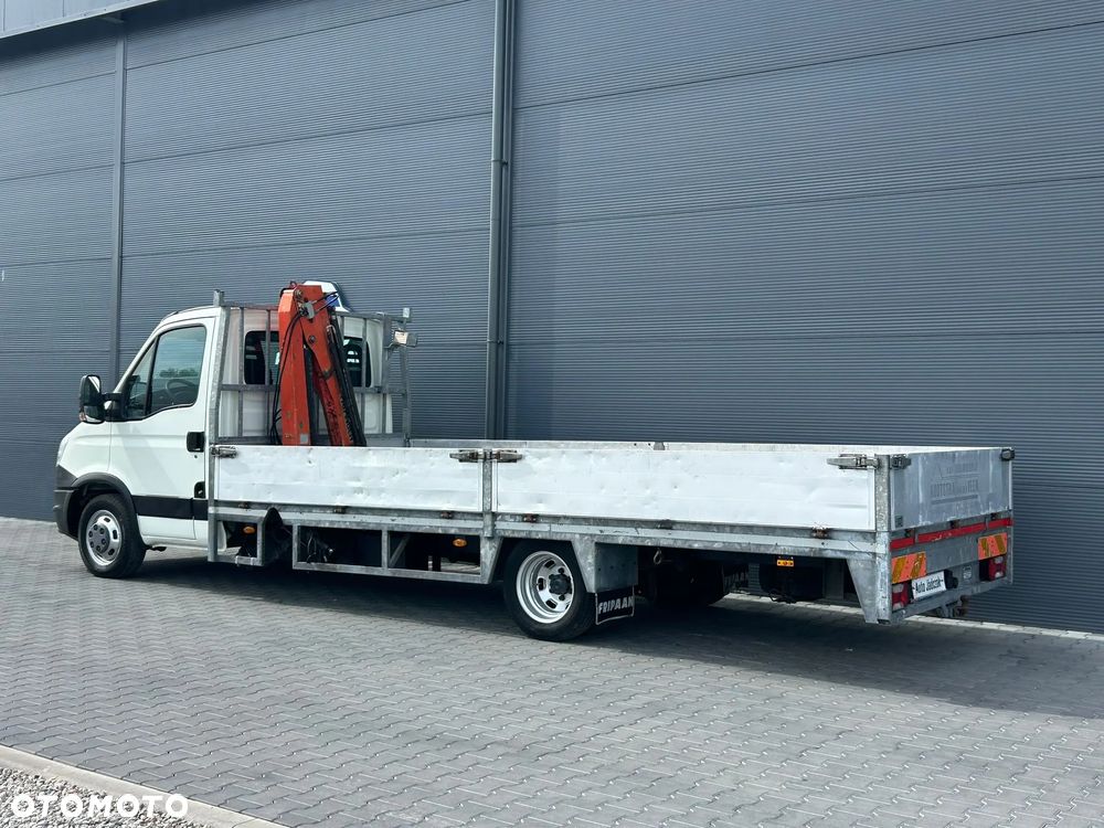Iveco Daily 50C15 35C15 3.0 HPI MOCNY HDS 2020kg Palfinger PC3300 + skrzynia **Wzmocnione zawieszenie**Klima**DMC 3,5t**Na bliźniakach**Hak 3,5t.** - 8