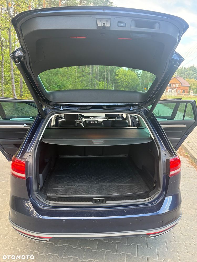 Volkswagen Passat Alltrack - 27