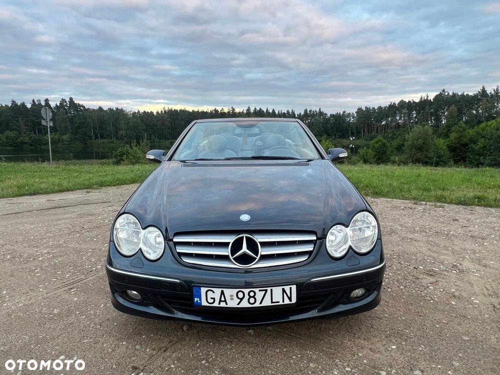 Mercedes-Benz CLK - 38