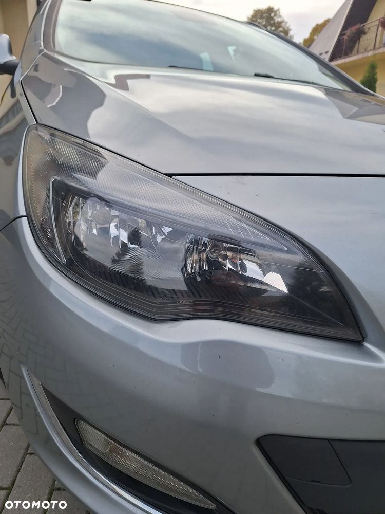 Opel Astra 2.0 CDTI DPF Active - 14