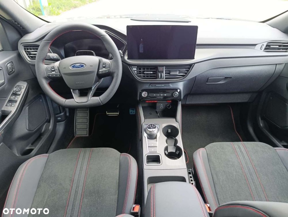 Ford Kuga - 9