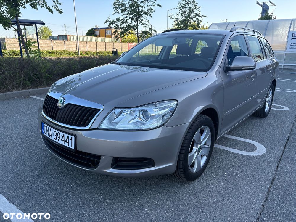 Skoda Octavia 1.6 Ambiente EU5 - 1
