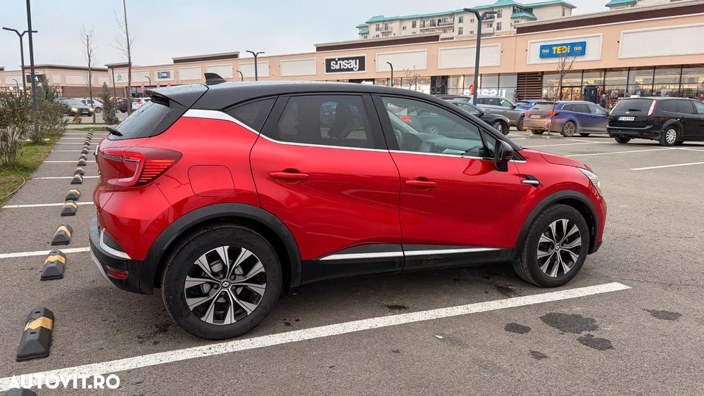 Renault Captur MHEV 140 EDC Techno - 4
