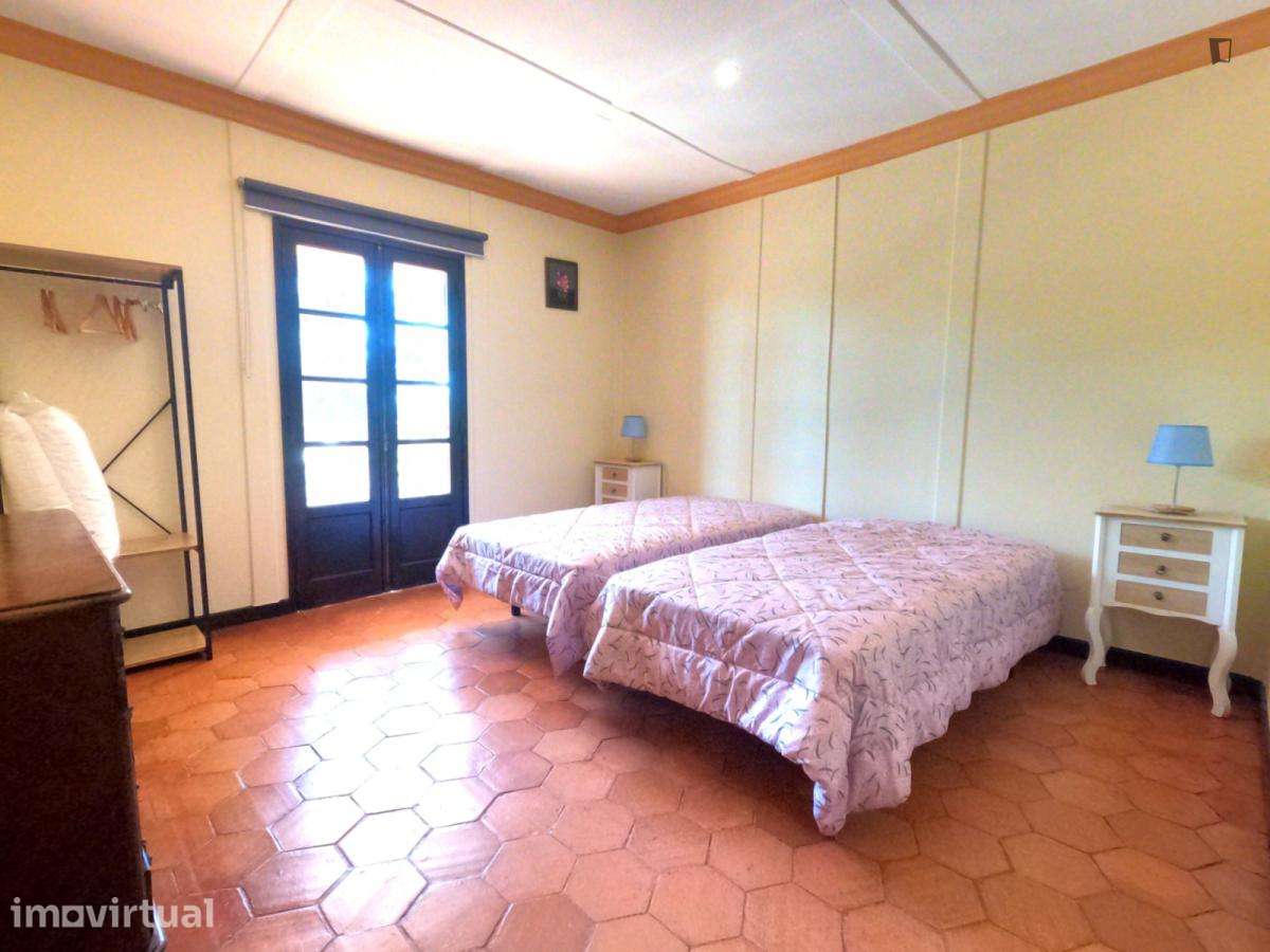 Casa com 4 quartos - localizado em Caparica Lisbon - Grande imagem: 4/41