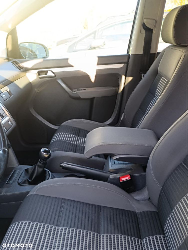 Volkswagen Touran 2.0 TDI United - 8