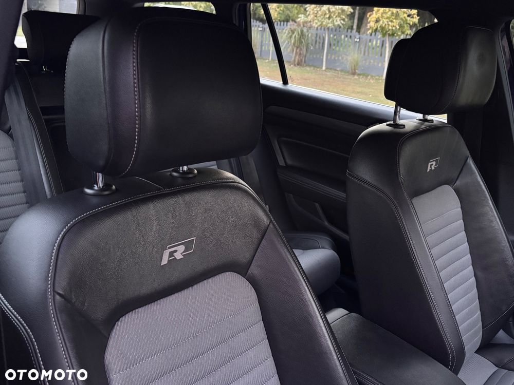 Volkswagen Passat 2.0 TDI SCR Elegance - 20