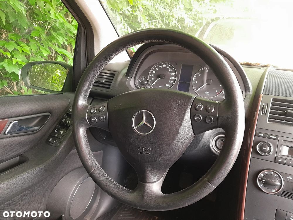 Kierownica skórzana multifunkcyjna MERCEDES A W169 04-12r. - 1