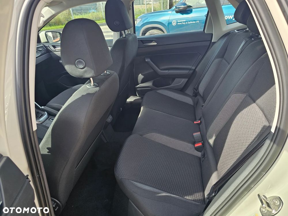Volkswagen Polo - 12
